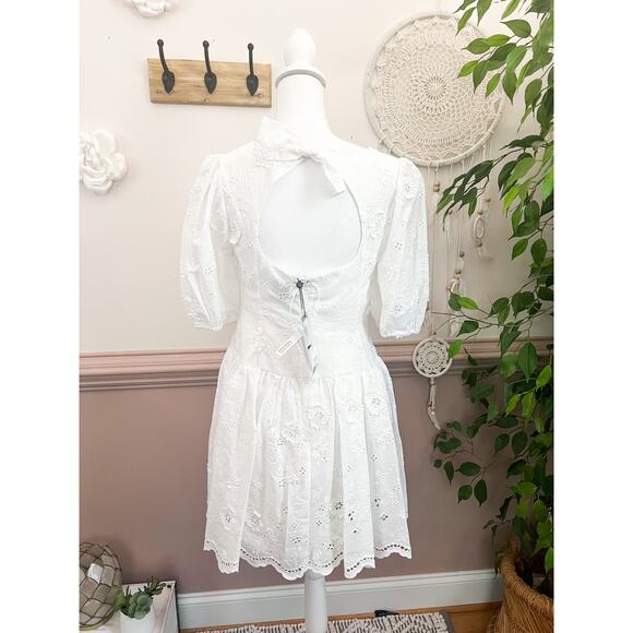 Marchesa Notte White Embroidered Minidress Size 8 NWT - Picture 3 of 12